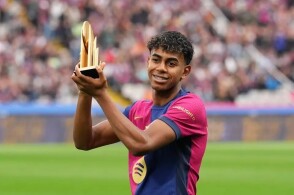 凯恩回应与巴萨传闻：我没和任何人接触，现在在拜仁很开心