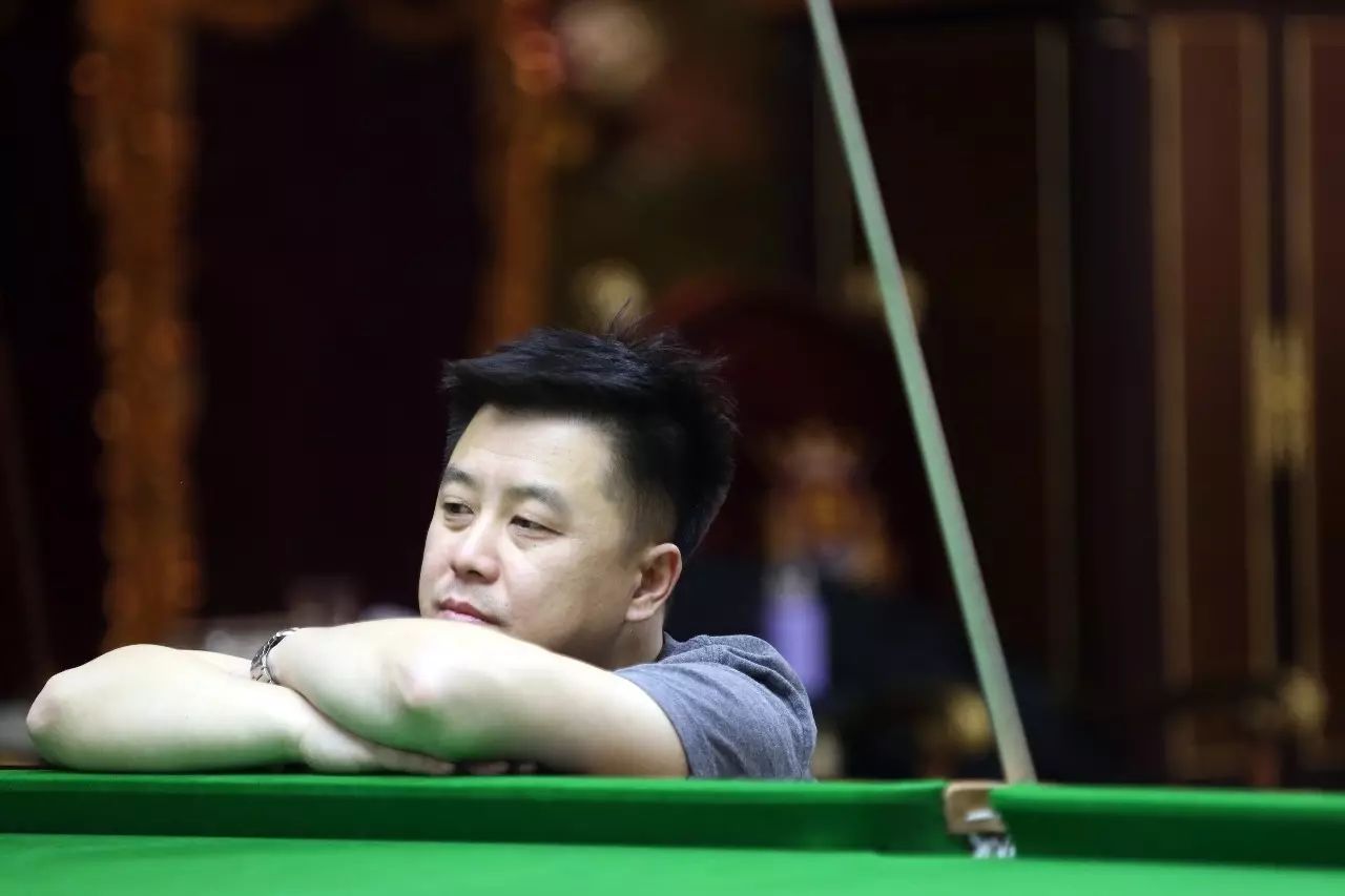 不仅是彼此 不仅是彼此